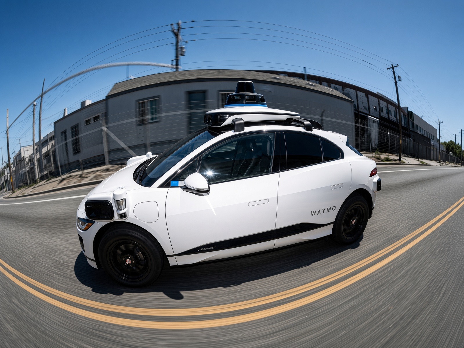 Waymo 5 milyar dolarlık vadeli kredi anlaşmasını tamamladı